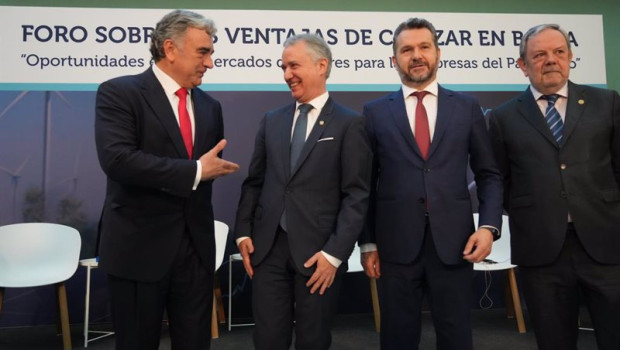 ep el consejero delegado de bme javier hernani i1 el lehendakari inigo urkullu i2 y el presidente de