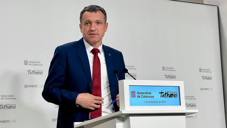 ep el conseller de agricultura ganaderia pesca y alimentacion de la generalitat scar ordeig en una