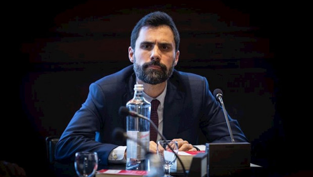 ep el presidente del parlament roger torrent durante la reunion de la mesa del parlament en una