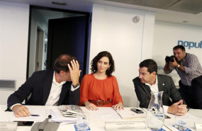 ep i-d el presidente de galicia alberto nunez feijoo la presidenta de la comunidad de madrid isabel