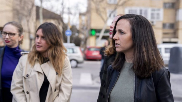 ep i d las coportavoces de unidas podemos en la asamblea carolina alonso y alejandra jacinto y la