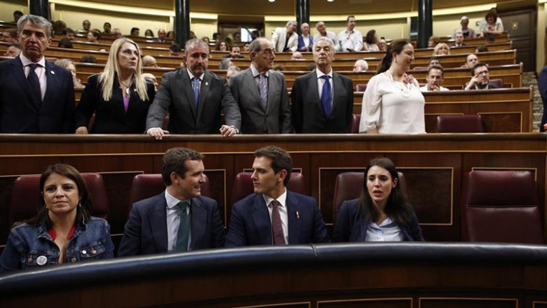 Eduardo Parra - Europa Press ep i-dla primera fila la portavozvicesecretaria generalpsoe adriana lastra los presidentesppciudadanos pablo casadoalbert rivera yportavozunidasencongresolos diputados irene montero durantehomenaje