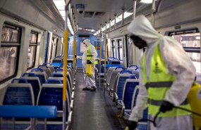 ep tareas de desinfeccion por el coronavirus en el transporte publico de buenos aires