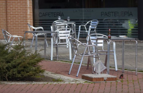 ep terrazas de un bar de carabanchel en madrid