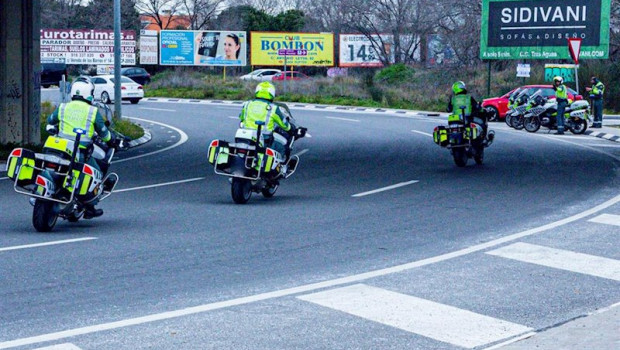 ep varios agentes de la guardia civil de trafico