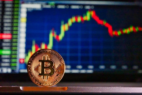 El precio del bitcoin choca con la media móvil de 200 semanas y no logra mantener el momentum