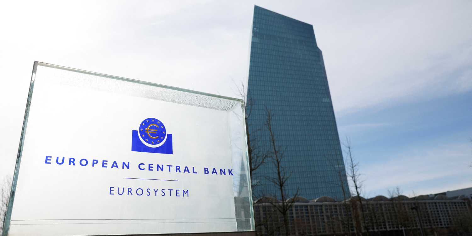 le logo de la banque centrale europeenne bce devant son siege a francfort 