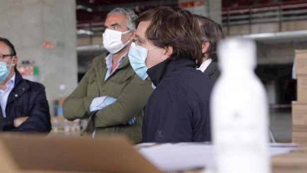 ep almeida recibe una nueva remesa de material sanitario donado por empresas y entidades