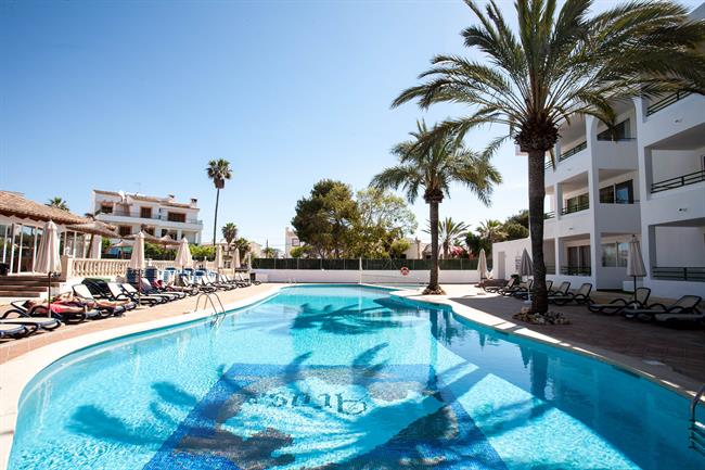 Apartamentos Mallorca Cecilia | PIERRE & VACANCES ep apartamentos mallorca cecilia
