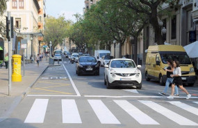 ep archivo   varios coches circulan por la ciudad de alicante en una imagen de archivo