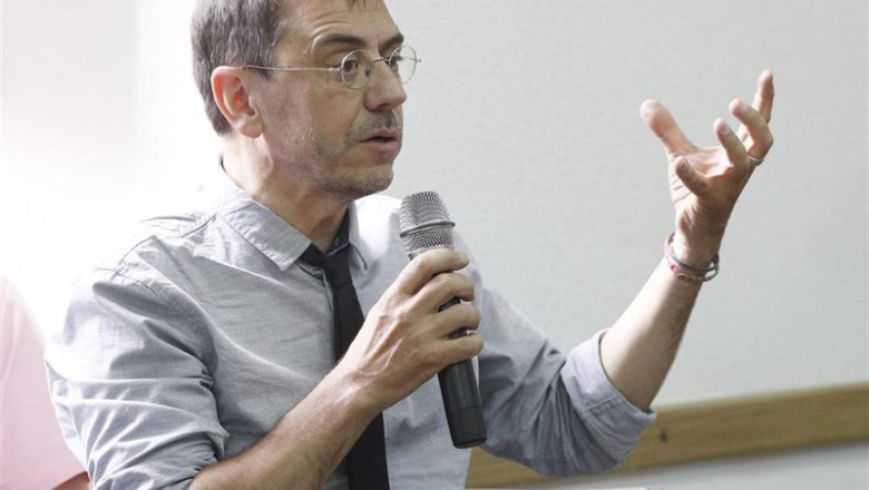 El cofundador de Podemos, Juan Carlos Monedero, durante su intervención en la inauguración del curso 'Bases para un nuevo republicanismo'. | Eduardo Parra - Europa Press ep cofundadorpodemos juan carlos monedero duranteintervencionla inauguracioncurso basesun nuevo republicanismo 20190708204102