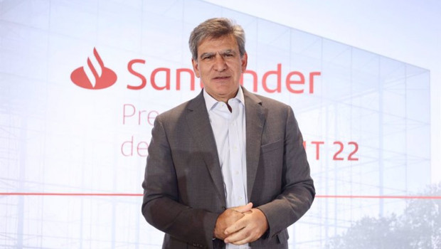 ep el consejero delegado de santander jose antonio alvarez posa en una rueda de prensa para ep el consejero delegado de santander jose antonio alvarez posa en una rueda de prensa para