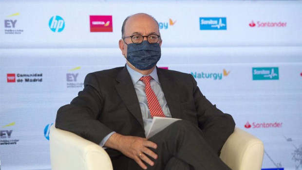 ep el presidente de aeb jose maria roldan durante la sesion el futuro de las finanzas tecnologia y