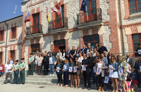 ep la consejerafamilia isabel blanco encentro de negro aderechapresidentela diputacion cesar ricoaizquierdasubdelegadogobierno pedrola fuente