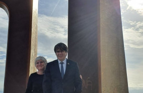 ep la exconsellera clara ponsati y el expresidente de la generalitat carles puigdemont
