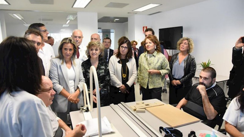 La ministra de Sanidad, Bienestar Social y Consumo, María Luisa Carcedo, visita el Hospital Nacional de Parapléjicos | JCCM ep la ministra de sanidad bienestar social y consumo maria luisa carcedo visita el hospital nacional