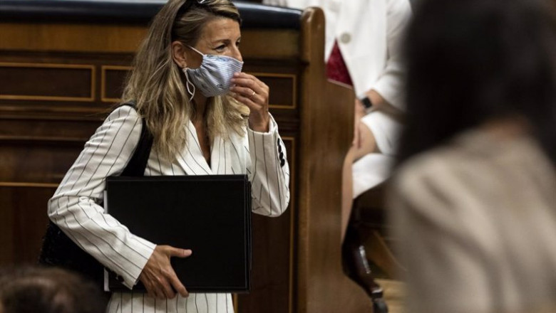 ep la ministra de trabajo yolanda diaz a su llegada una sesion plenaria en el congreso ep la ministra de trabajo yolanda diaz a su llegada una sesion plenaria en el congreso