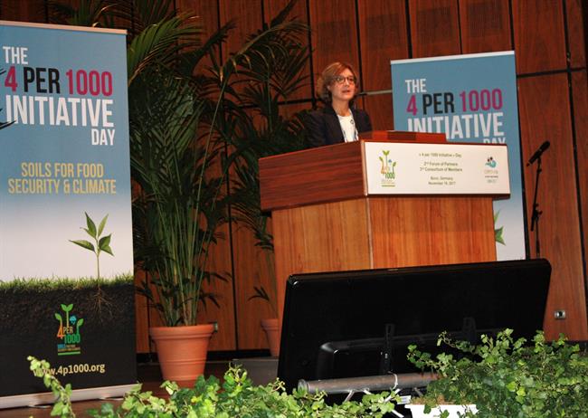 La ministra Isabel García Tejerina participa en la Cumbre del Clima de Bonn | MAPAMA ep la ministra isabel garcia tejerina participala cumbreclimabonn