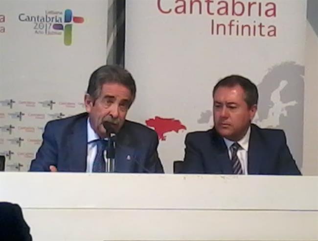 Miguel Ángel Revilla, en rueda de prensa junto al alcalde de Sevilla | EUROPA PRESS ep miguel angel revilla en ruedaprensaal alcaldesevilla