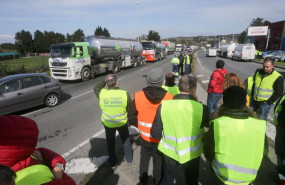 ep varios transportistas participan en el paro convocado por la plataforma para la defensa del