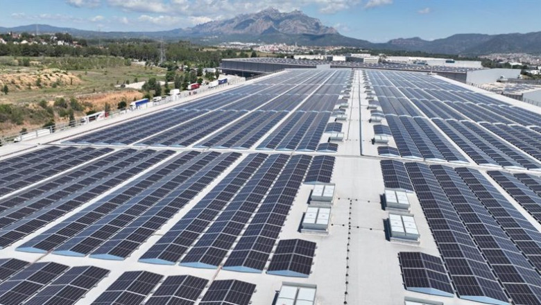ep vista aerea de la planta fotovoltaica de mercadona en abrera barcelona ep vista aerea de la planta fotovoltaica de mercadona en abrera barcelona