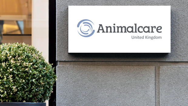 dl animalcare objectif vétérinaire pharmaceutique développeur médicaments médecine santé animaux animaux de compagnie logo