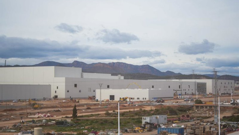 ep acceso a la obra durante una visita a la gigafactoria powerco a 24 de noviembre de 2025 en ep acceso a la obra durante una visita a la gigafactoria powerco a 24 de noviembre de 2025 en