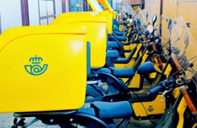 ep archivo   nueva flota de vehiculos de correos para la provincia de zaragoza