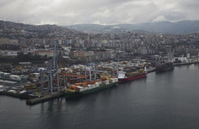 ep archivo vista aerea de la terminal de contenedores del puerto de vigo a 10 de marzo de 2026 en ep archivo vista aerea de la terminal de contenedores del puerto de vigo a 10 de marzo de 2026 en