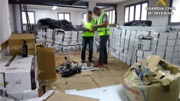 ep botellas intervenidasla guardia civil