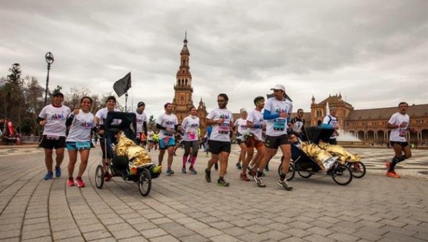 ep corredoresla maratonsevilla