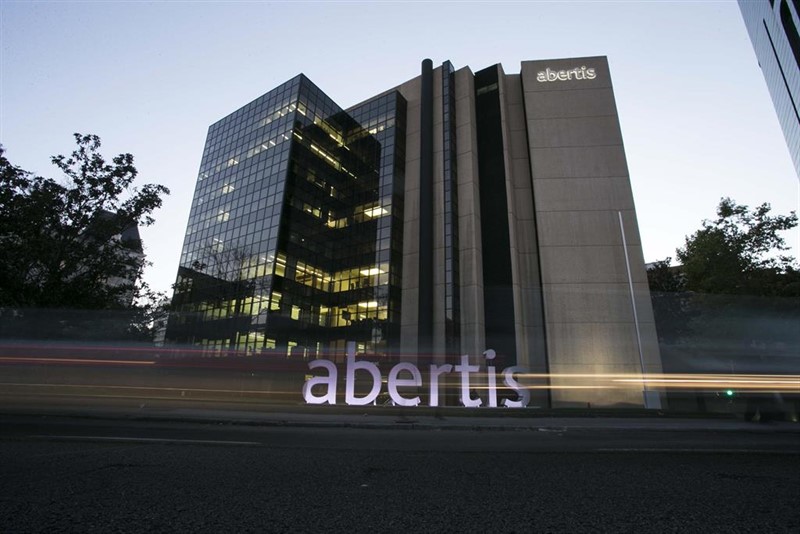 Abertis quiere comprar el mayor operador de autopistas de México