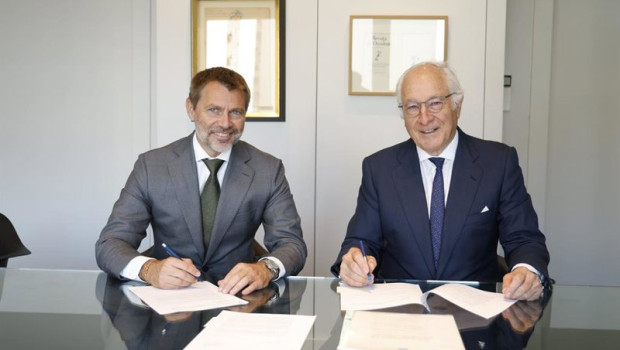 ep el consejero delegado de morabanc lluis alsina y el presidente de la entidad juan maria nin ep el consejero delegado de morabanc lluis alsina y el presidente de la entidad juan maria nin