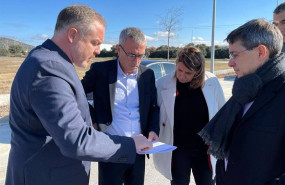 ep el director general de sepes fidel vazquez en el parque empresarial torrehierro junto a la