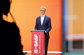 ep el director general del grupo quimico basf en espana carles navarro en rueda de prensa
