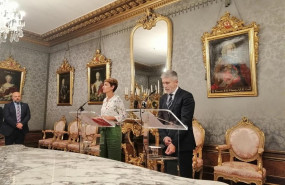 ep el ministro del interior de funciones fernando grande marlaska y la presidenta del gobierno de