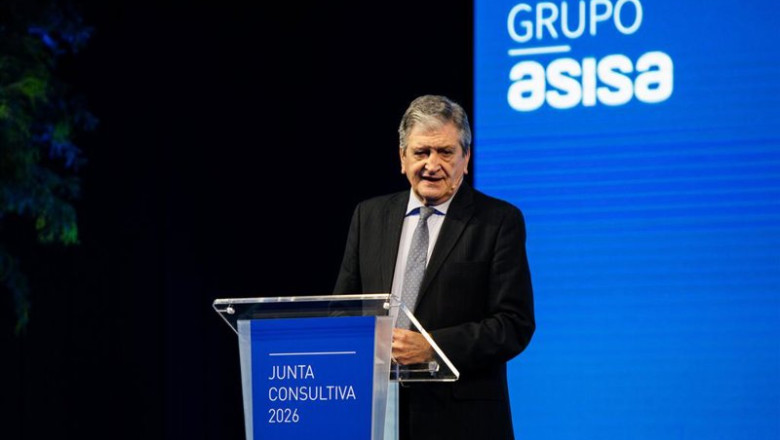 ep el presidente del grupo asisa el doctor francisco ivorra en la junta consultiva anual de la