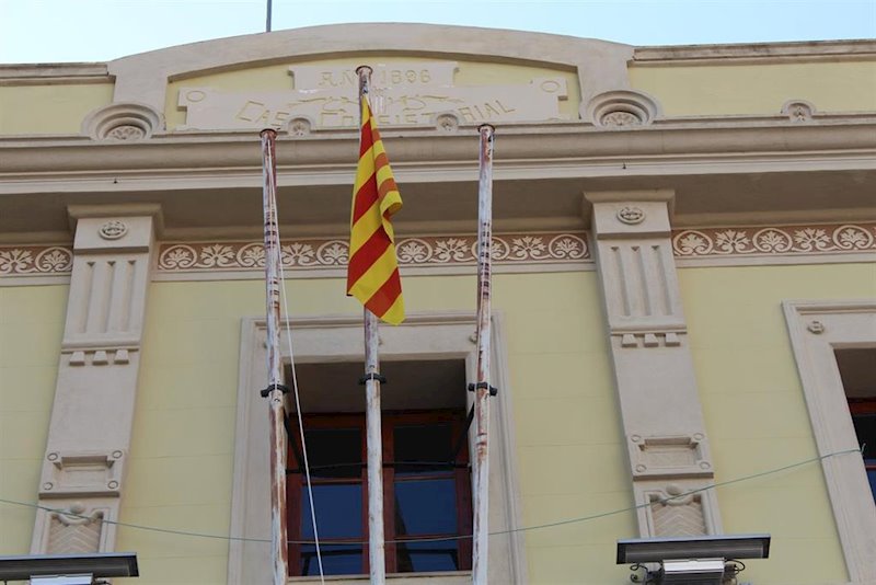 ep fachada del ayuntamiento de tiana