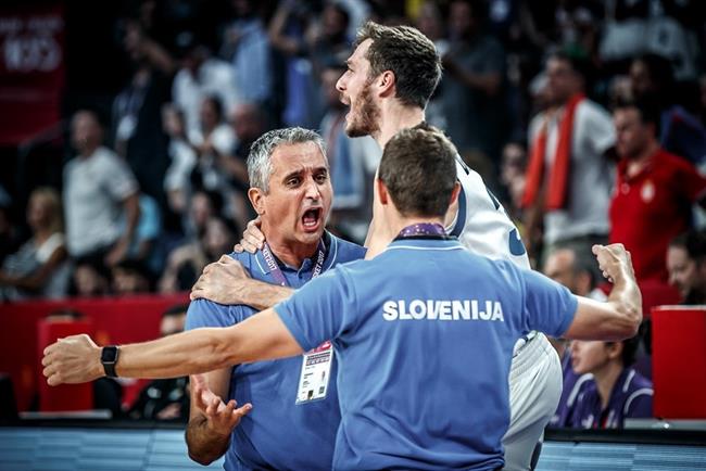 ep kokoskov celebra el exitoesloveniaeurobasket