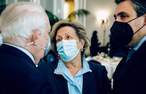 ep la presidenta de unespa pilar gonzalez de frutos c conversa en un desayuno informativo del forum