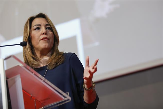La presidenta de la Junta, Susana Díaz, participa en el Foro Ideal de Granada | EUROPA PRESS ep la presidentala junta susana diaz participaforo idealgranada