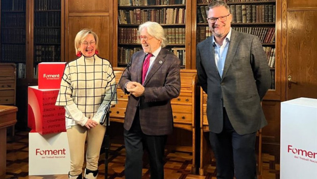 ep la vicepresidenta de foment del treball virginia guida el presidente josep sanchez llibre y el