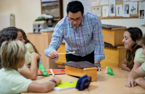 ep los profesores pascual ruso y maria antonia paya del colegio ceu jesus maria de alicante impulsan