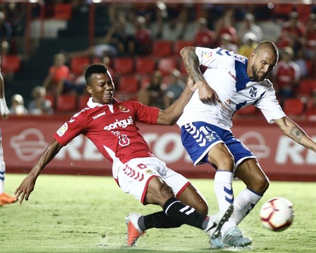 Nástic y Tenerife empatan en la primera jornada de LaLiga 1/2/3 | LALIGA ep nastictenerife empatanla primera jornadalaliga 123
