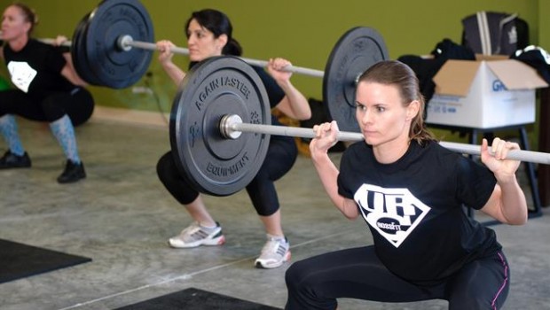 ep personas practicando crossfit