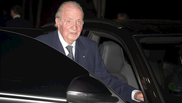 ep su majestad el rey emerito don juan carlos de borbon acuden al tanatorio para despedir a placido ep su majestad el rey emerito don juan carlos de borbon acuden al tanatorio para despedir a placido
