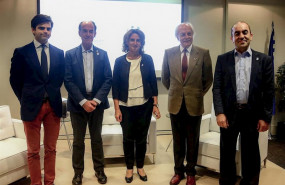 ep teresa ribera 3d participa junto al secretario general de wwf juan carlos del olmo 1d y el