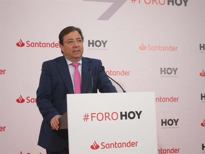 ep vara en un desayuno-informativo foro hoy-banco santander en badajoz
