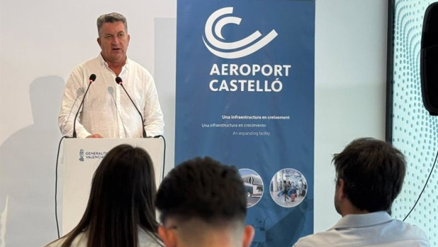 ep vicente martinez mus hace balance de la campana de verano del aeropuerto ep vicente martinez mus hace balance de la campana de verano del aeropuerto