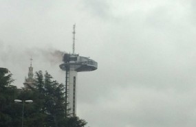 faro moncloa ardiendo faro moncloa ardiendo